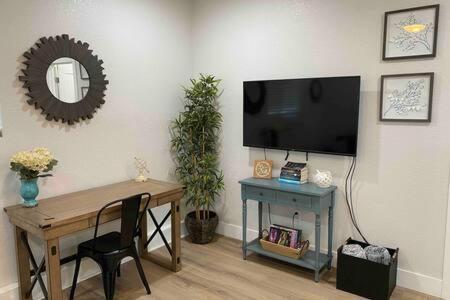Country Charmer Single Story Cottage Pet Friendly Loomis Esterno foto